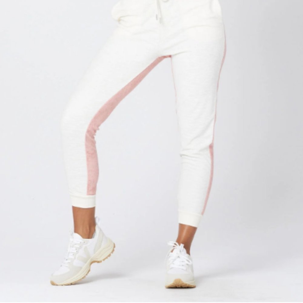 L*Space Back At It Pants. - Picture 4 of 5